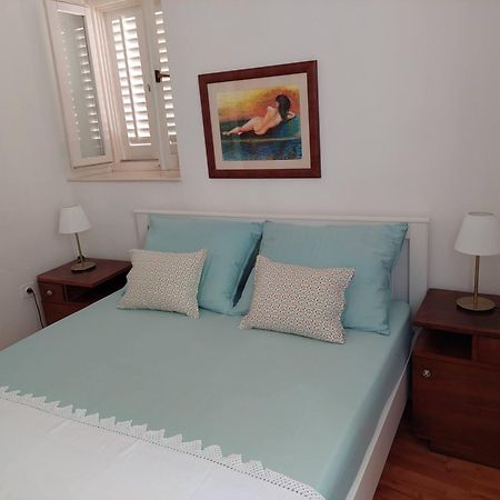 Apartment In Vis Historic Center - Mikula, Ljubica, Toma Екстер'єр фото